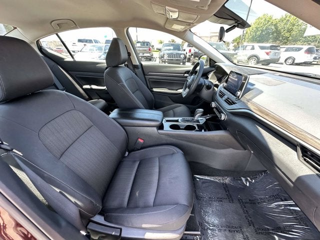 2024 Nissan Altima SV FWD