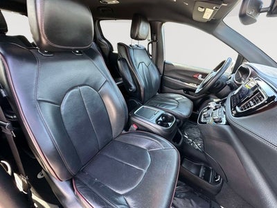 2020 Chrysler Pacifica Hybrid 35th Anniversary Limited