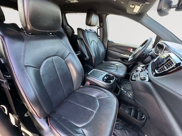 2020 Chrysler Pacifica Hybrid 35th Anniversary Limited