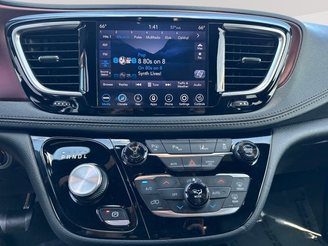 2020 Chrysler Pacifica Hybrid 35th Anniversary Limited