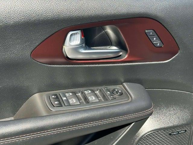 2020 Chrysler Pacifica Hybrid 35th Anniversary Limited