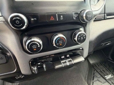 2024 RAM 2500 Big Horn Crew Cab 4x4 8' Box