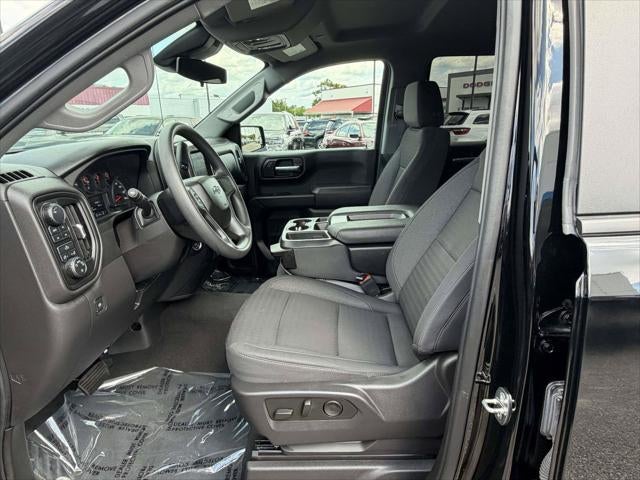 2024 Chevrolet Silverado 1500 4WD Crew Cab Short Bed Custom Trail Boss