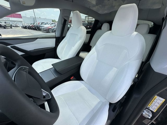 2026 Tesla Model Y All-Wheel Drive