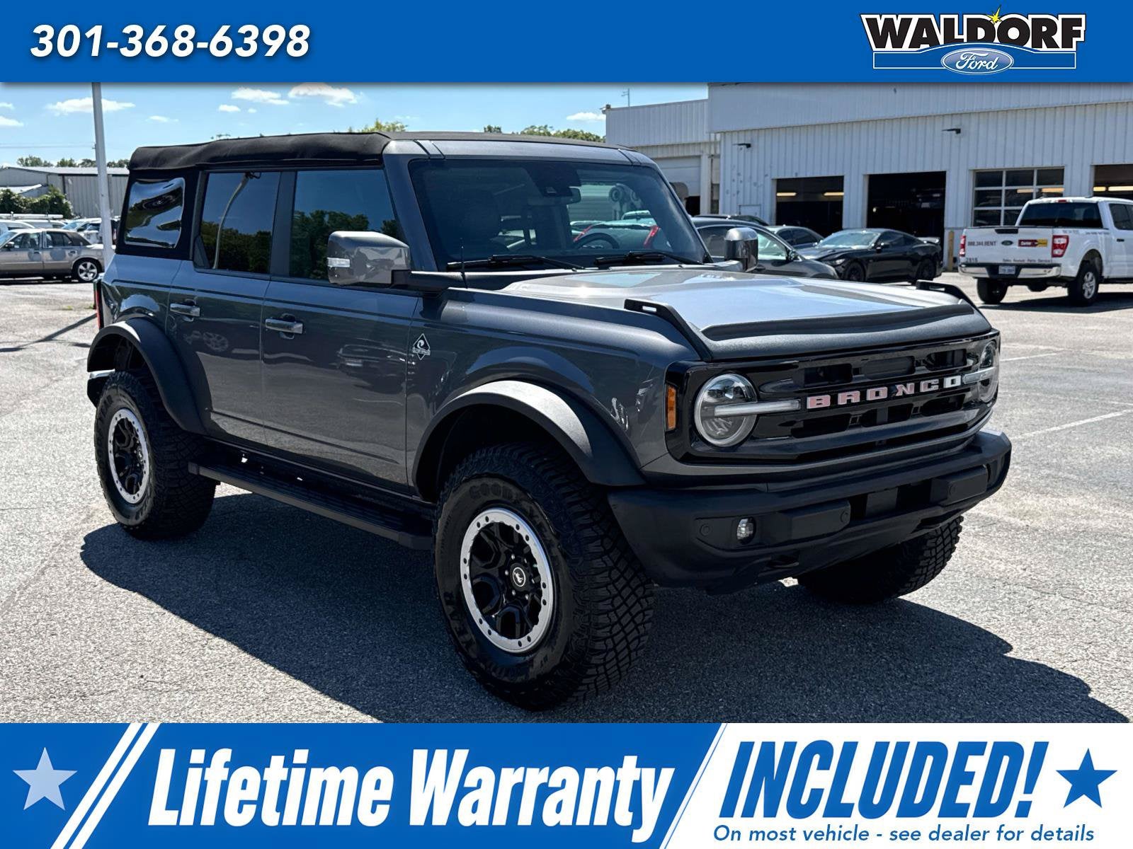 2023 Ford Bronco Base