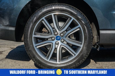 2022 Ford Edge Titanium