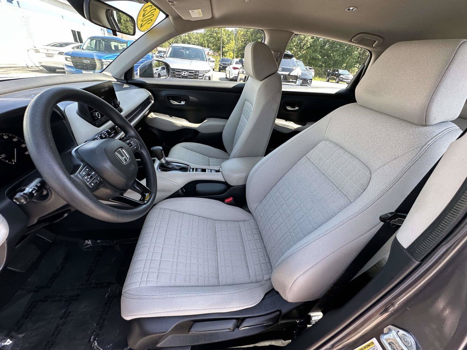2025 Honda HR-V LX