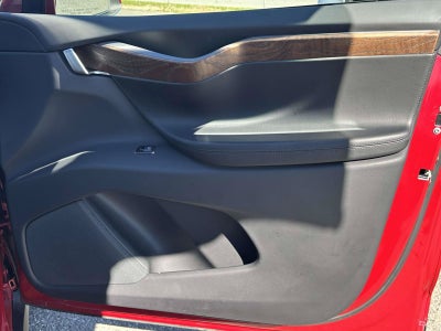 2020 Tesla Model X Base
