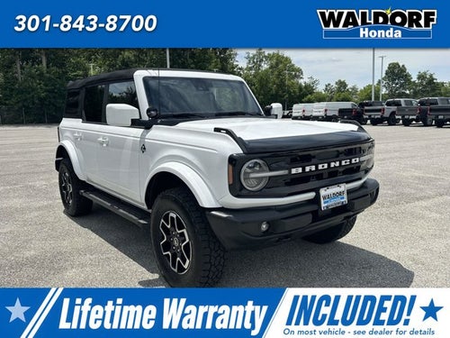 2023 Ford Bronco Base