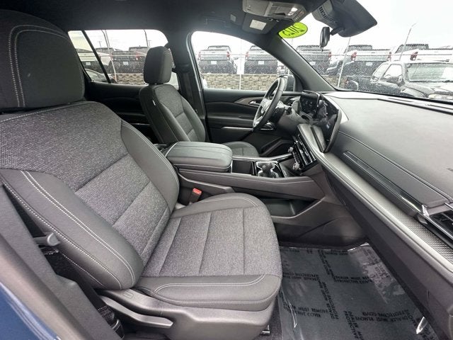 2025 Chevrolet Traverse FWD LT