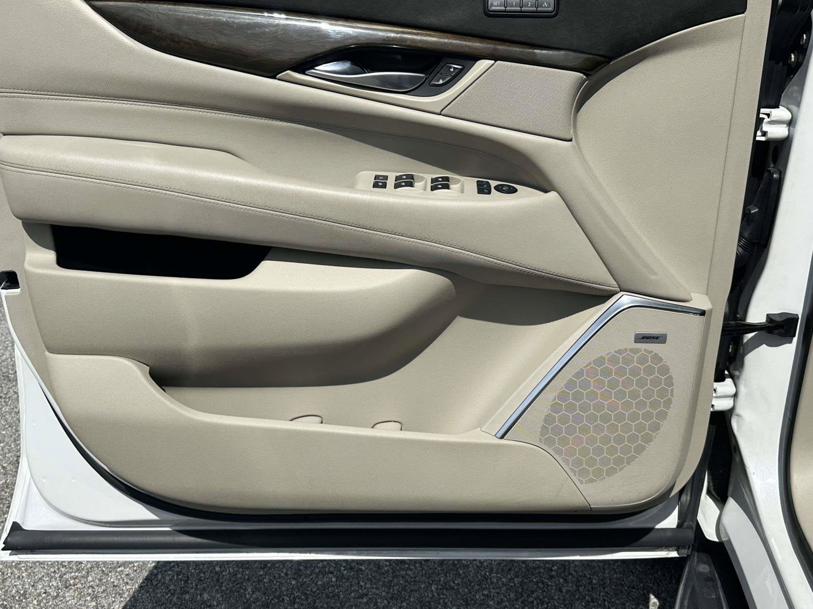 2018 Cadillac Escalade ESV Luxury