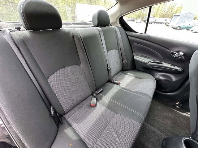 2017 Nissan Versa Sedan SV