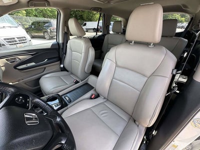 2019 Honda Pilot Touring 8-Passenger