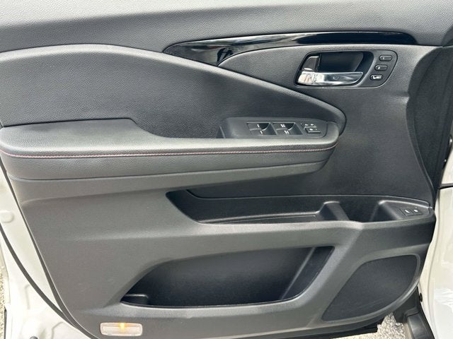 2022 Honda Pilot Black Edition