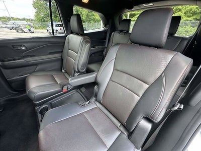 2022 Honda Pilot Black Edition