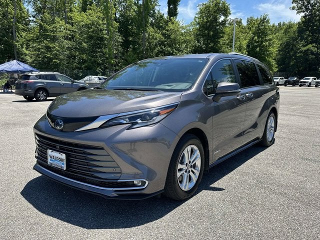 2021 Toyota Sienna Base