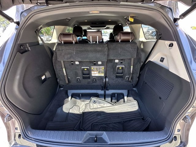 2021 Toyota Sienna Base