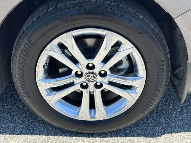 2021 Toyota Sienna Base
