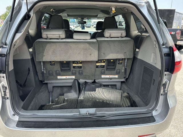 2017 Toyota Sienna Base