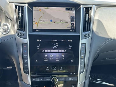 2022 INFINITI Q60 LUXE