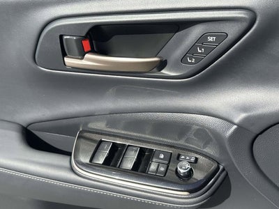 2025 Toyota Crown Signia Limited
