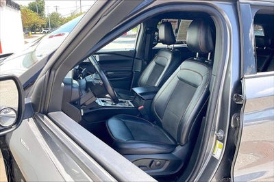 2023 Ford Explorer ST-Line