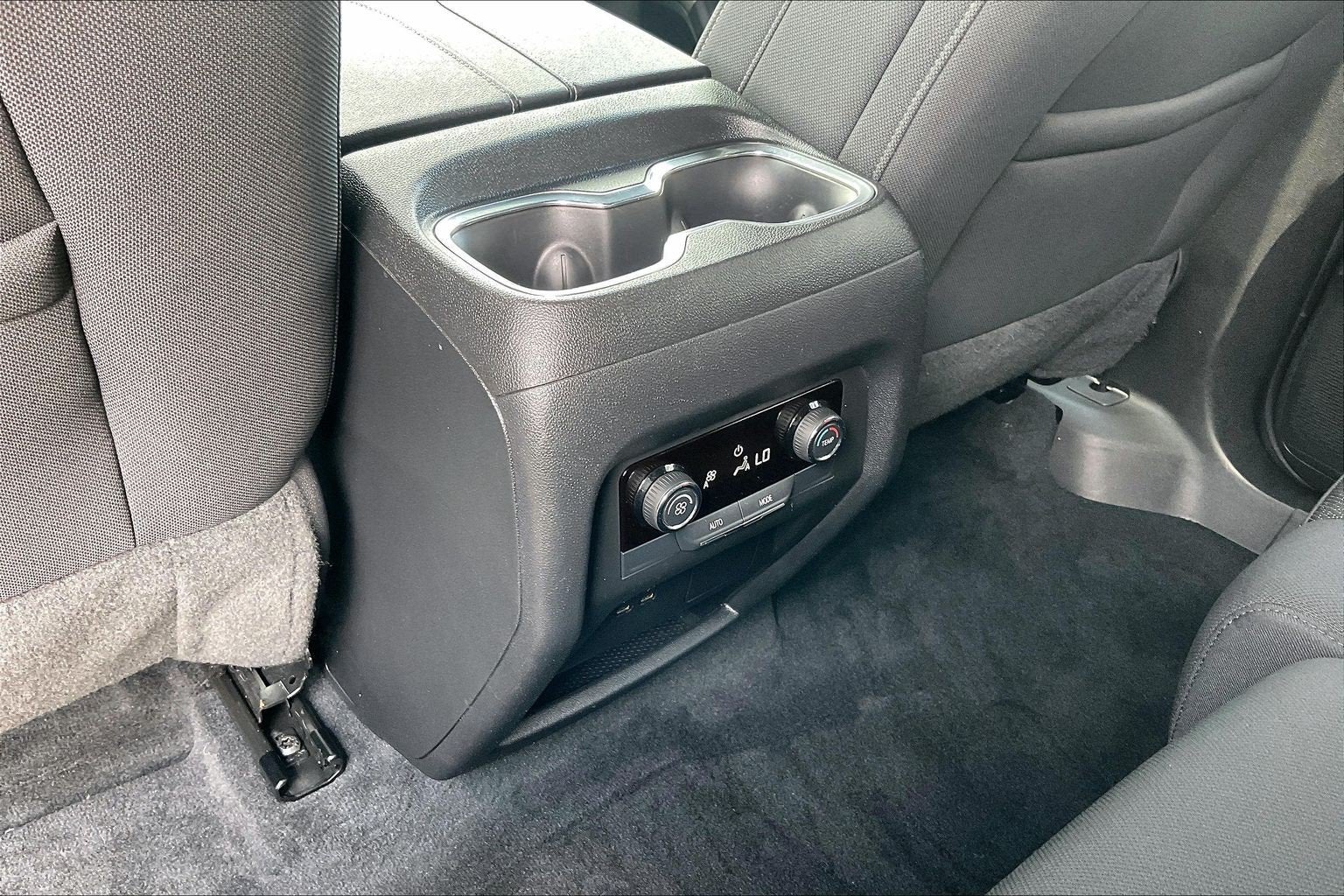 2024 Chevrolet Traverse FWD LS
