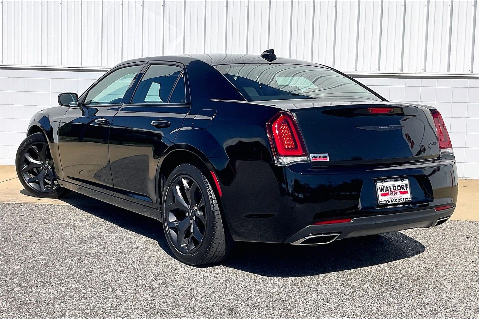 2023 Chrysler 300 Touring