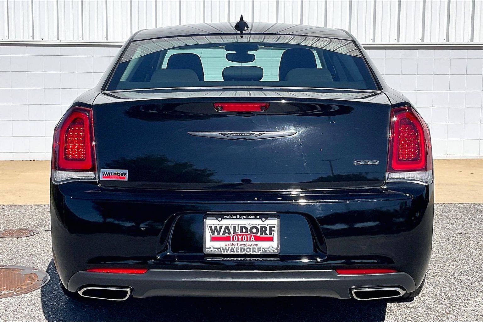 2023 Chrysler 300 Touring