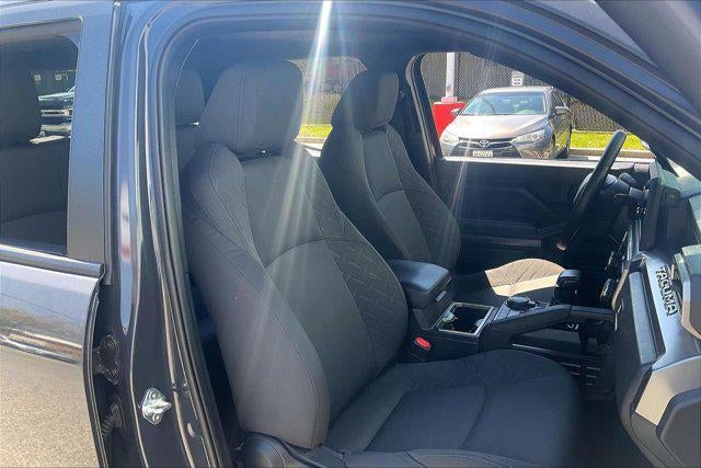 2025 Toyota TACOMA SR5 SR5