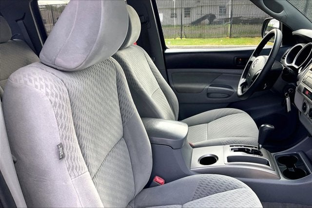 2011 Toyota TACOMA 4WD Double LB V6 AT (Natl)