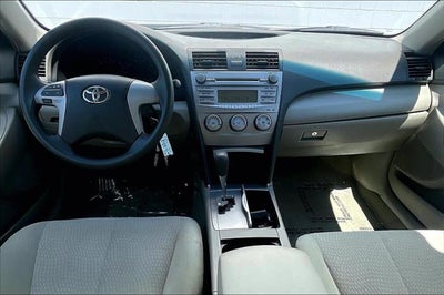 2011 Toyota CAMRY LE