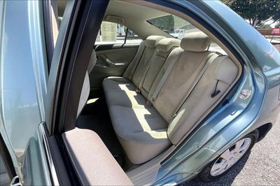 2011 Toyota CAMRY LE