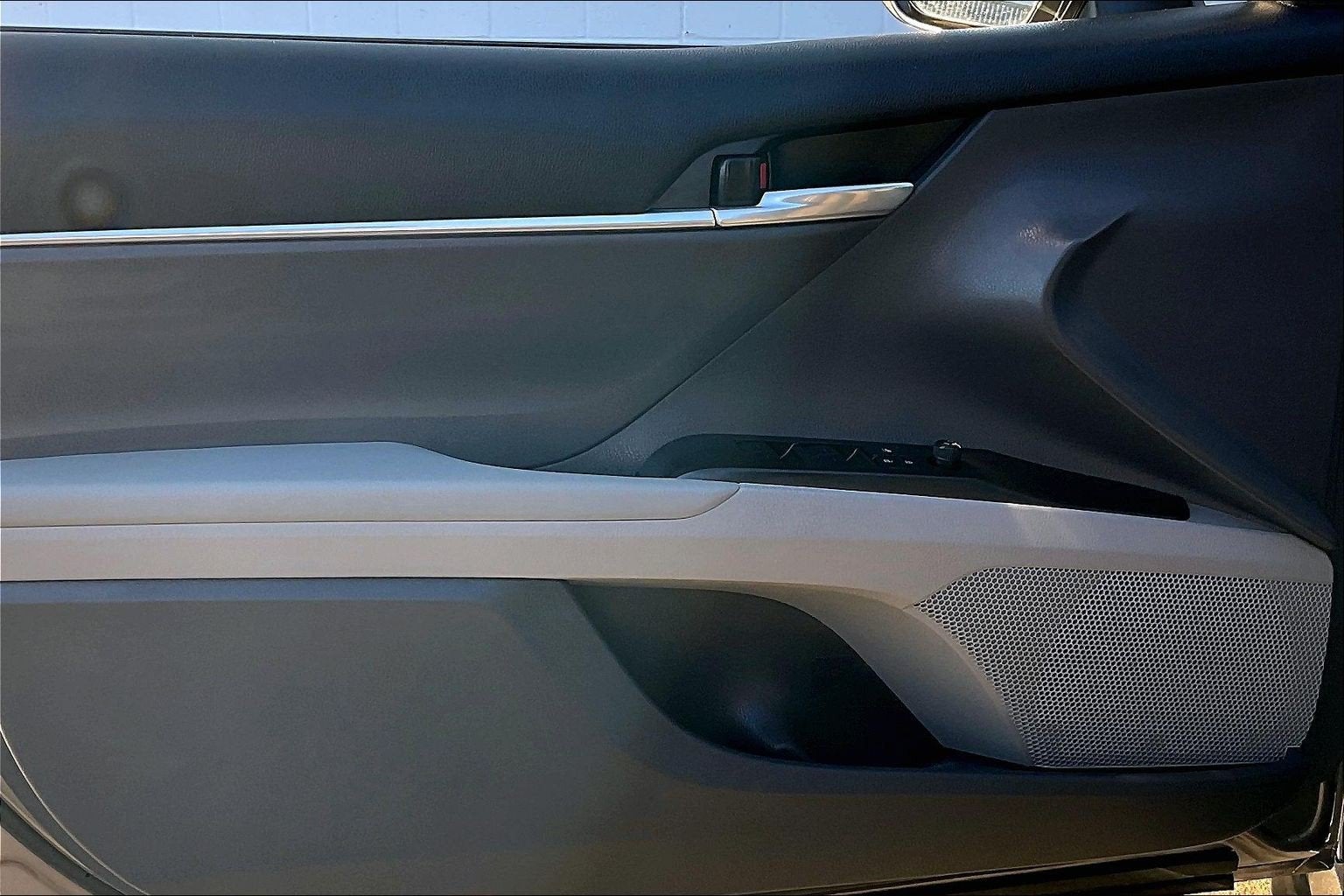 2022 Toyota Camry Hybrid Hybrid LE
