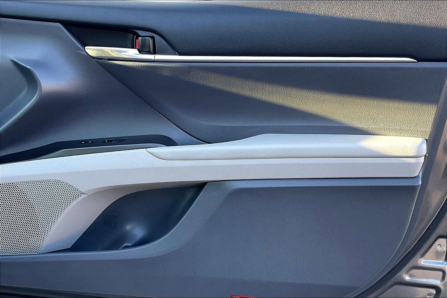 2022 Toyota Camry Hybrid Hybrid LE