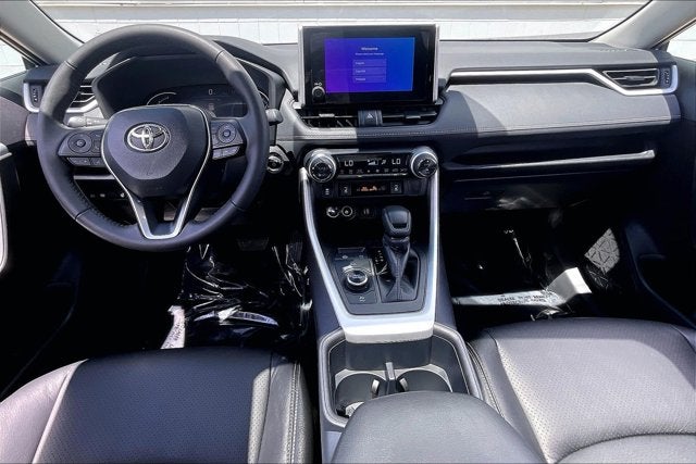 2025 Toyota RAV4 HYBRID Hybrid XLE