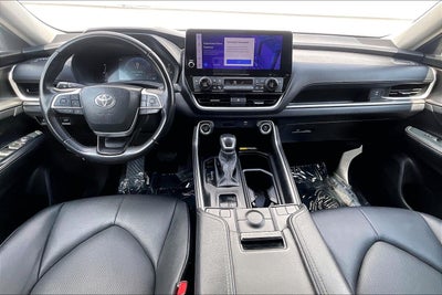 2025 Toyota Grand Highlander XLE