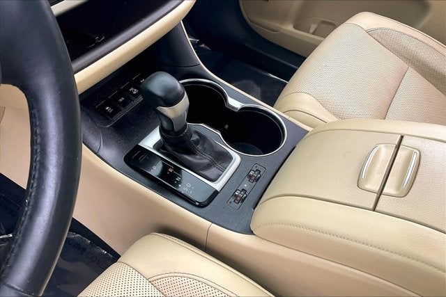 2016 Toyota Highlander Limited Platinum