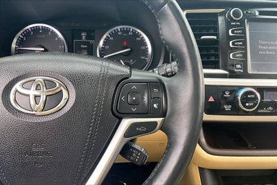 2016 Toyota Highlander Limited Platinum