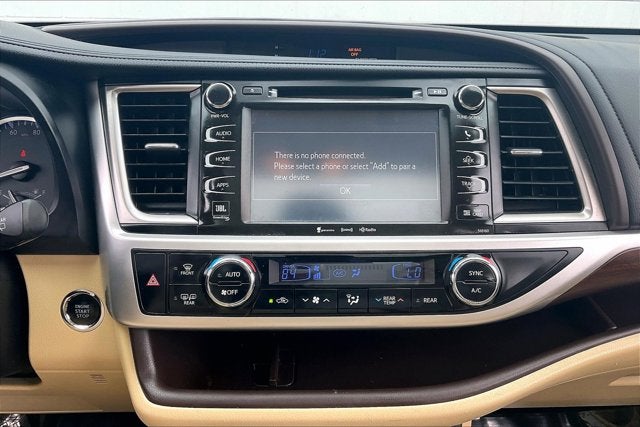 2016 Toyota Highlander Limited Platinum
