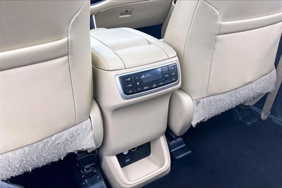 2016 Toyota Highlander Limited Platinum