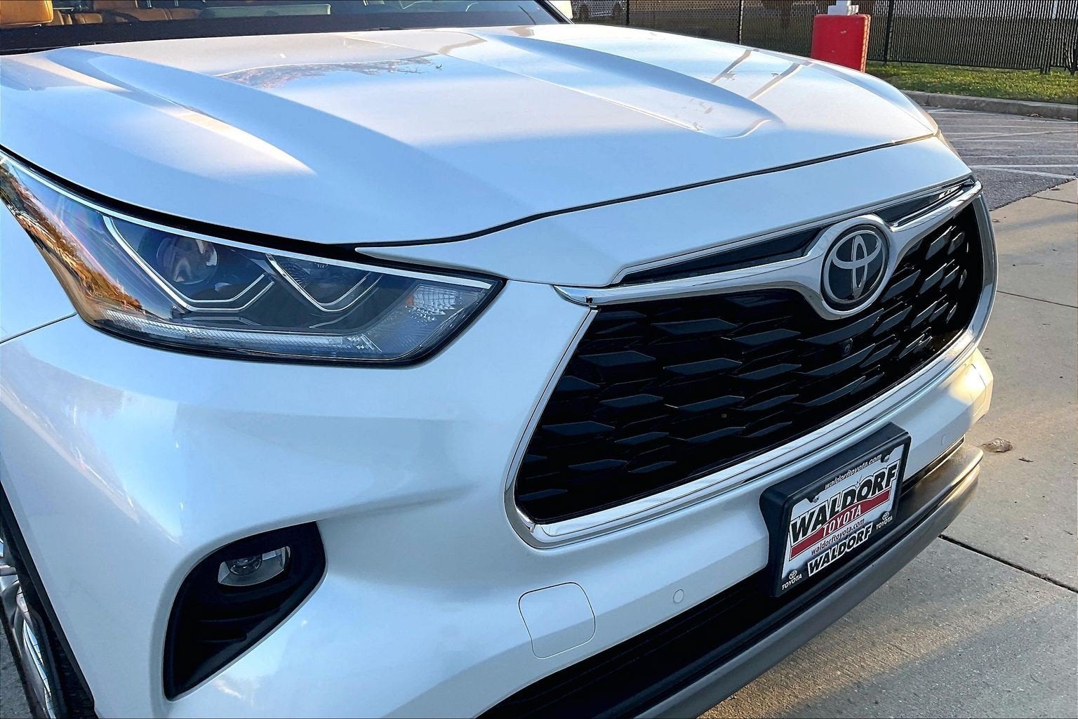 2026 Toyota Highlander Hybrid Hybrid Platinum