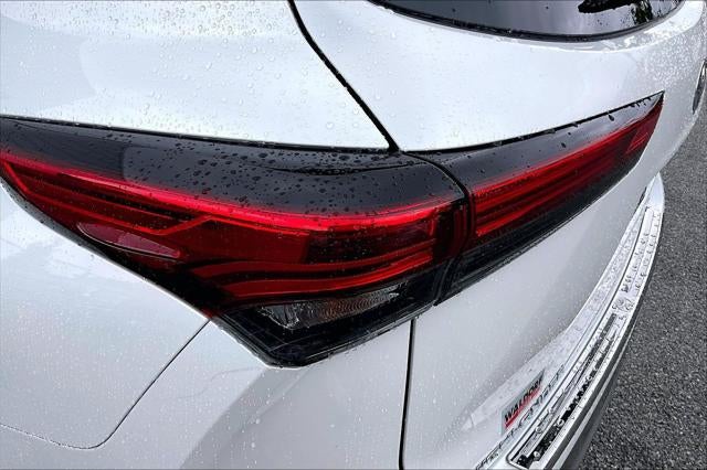 2022 Toyota Highlander Hybrid Hybrid Platinum