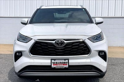 2022 Toyota Highlander Platinum
