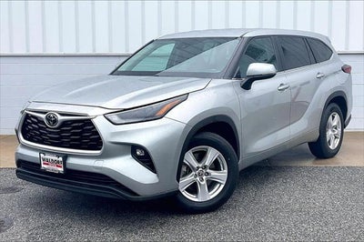 2023 Toyota HIGHLANDER LE