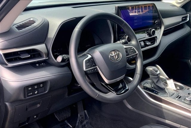 2026 Toyota Highlander Limited
