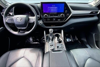 2026 Toyota Highlander Limited
