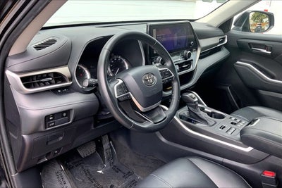 2023 Toyota Highlander XLE