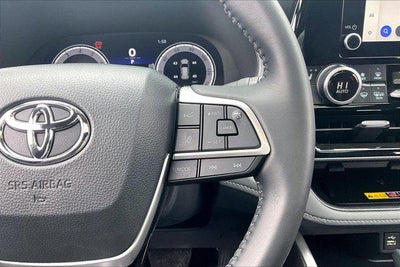 2025 Toyota HIGHLANDER XSE
