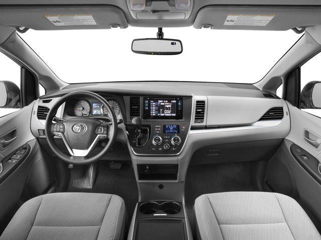 2017 Toyota Sienna LE